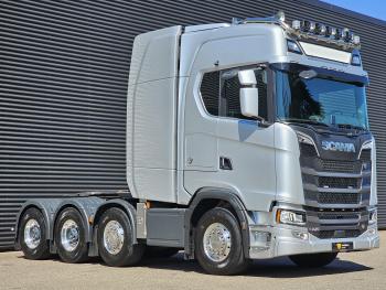 Scania S770 8x4/4 / 180.000 KG / HYDRAULIC